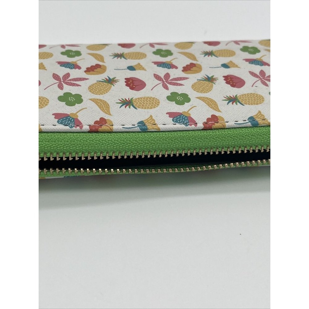 womens wallet Green and White floral & Pineapples by Heimish Atlantic Fashion. - Picture 3 of 11